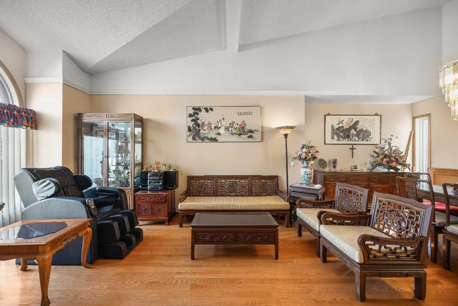 2203 Sirocco Drive SW — photo 4