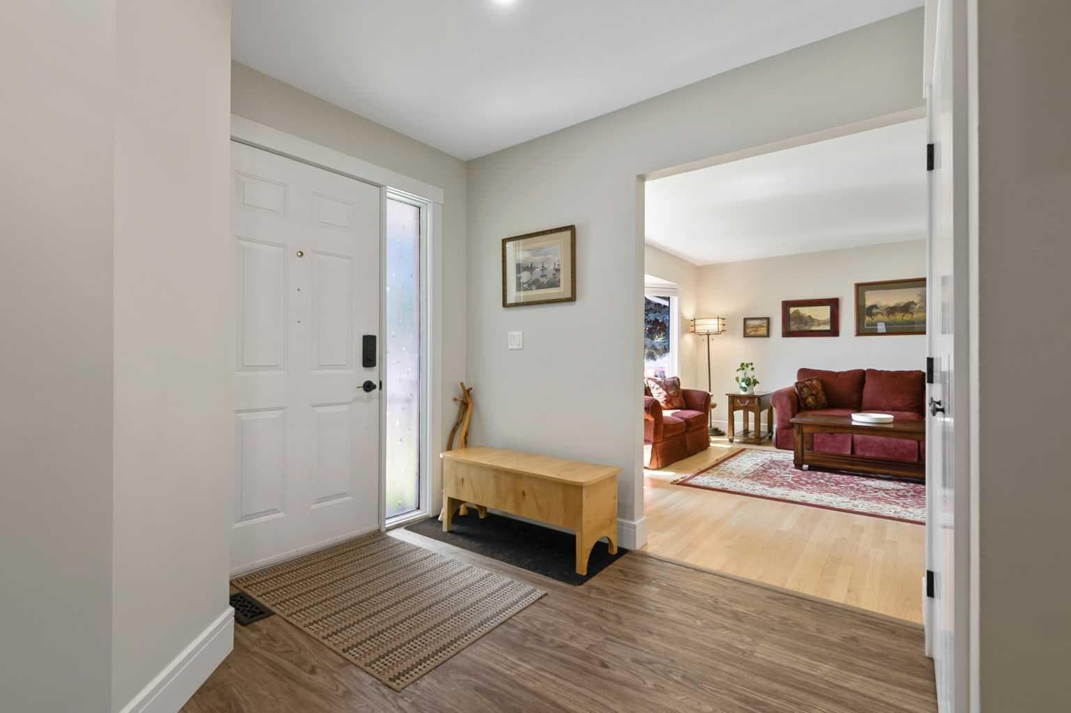 315 Woodpark Place SW — photo 3