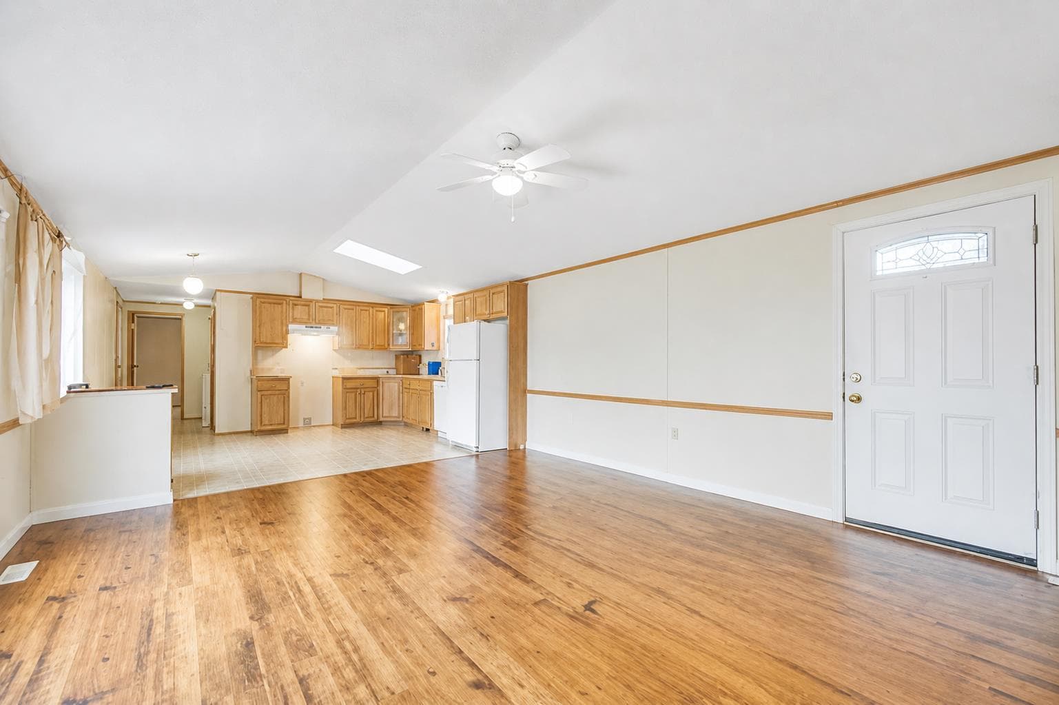 863 Brentwood Crescent — photo 5