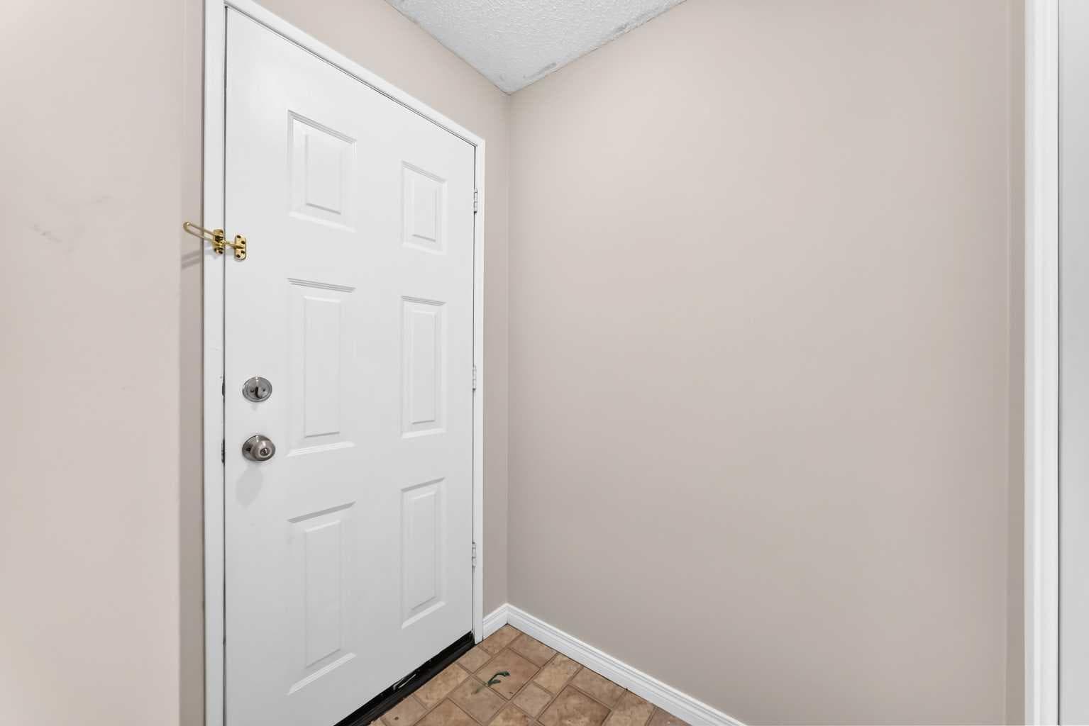 19 Falshire Drive NE — photo 5
