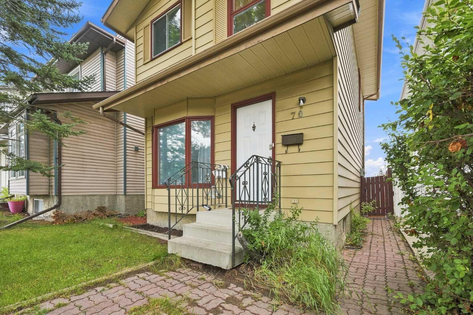 70 Edgeburn Crescent — photo 2