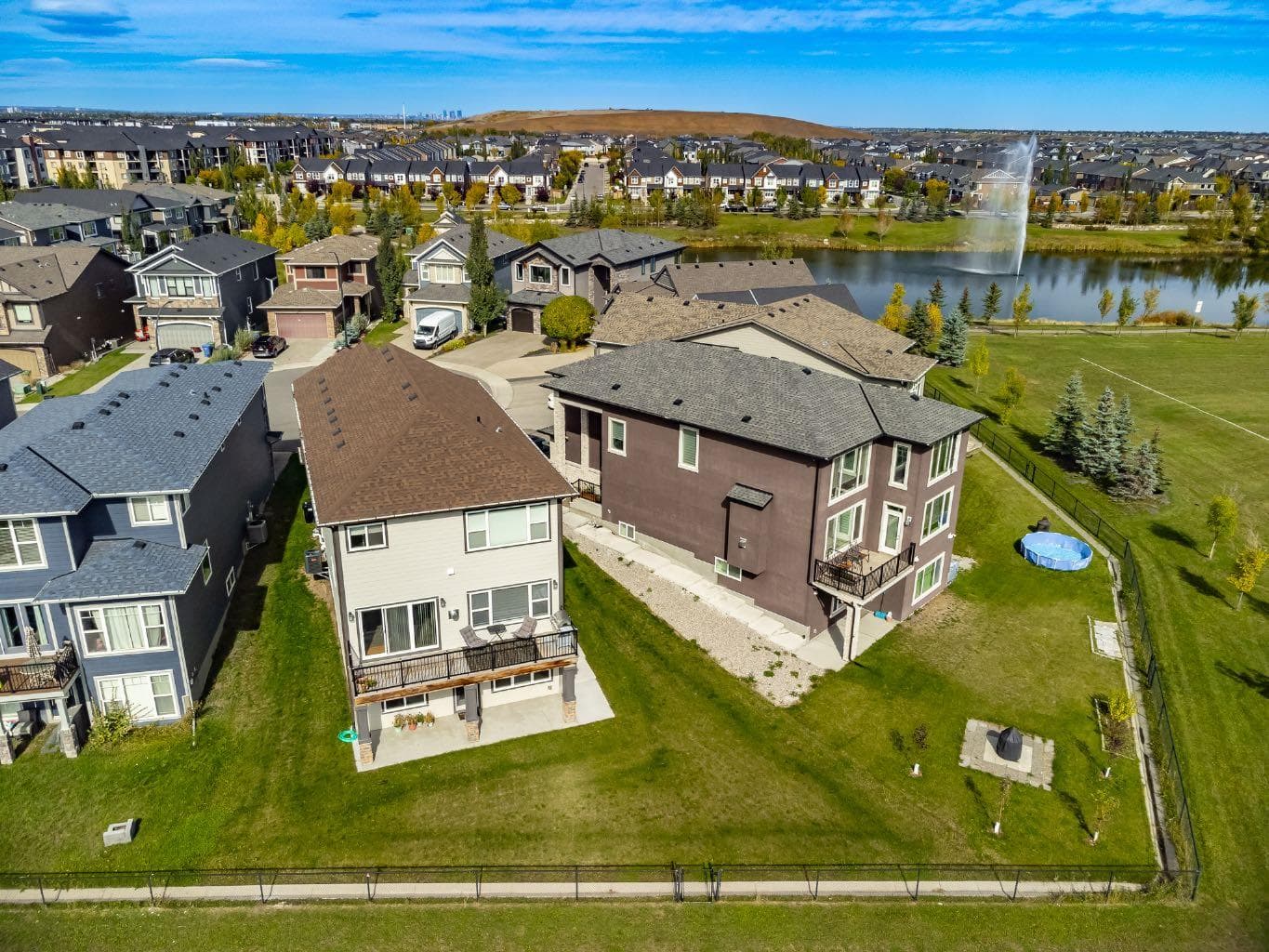 32 Legacy Cove SE — photo 1