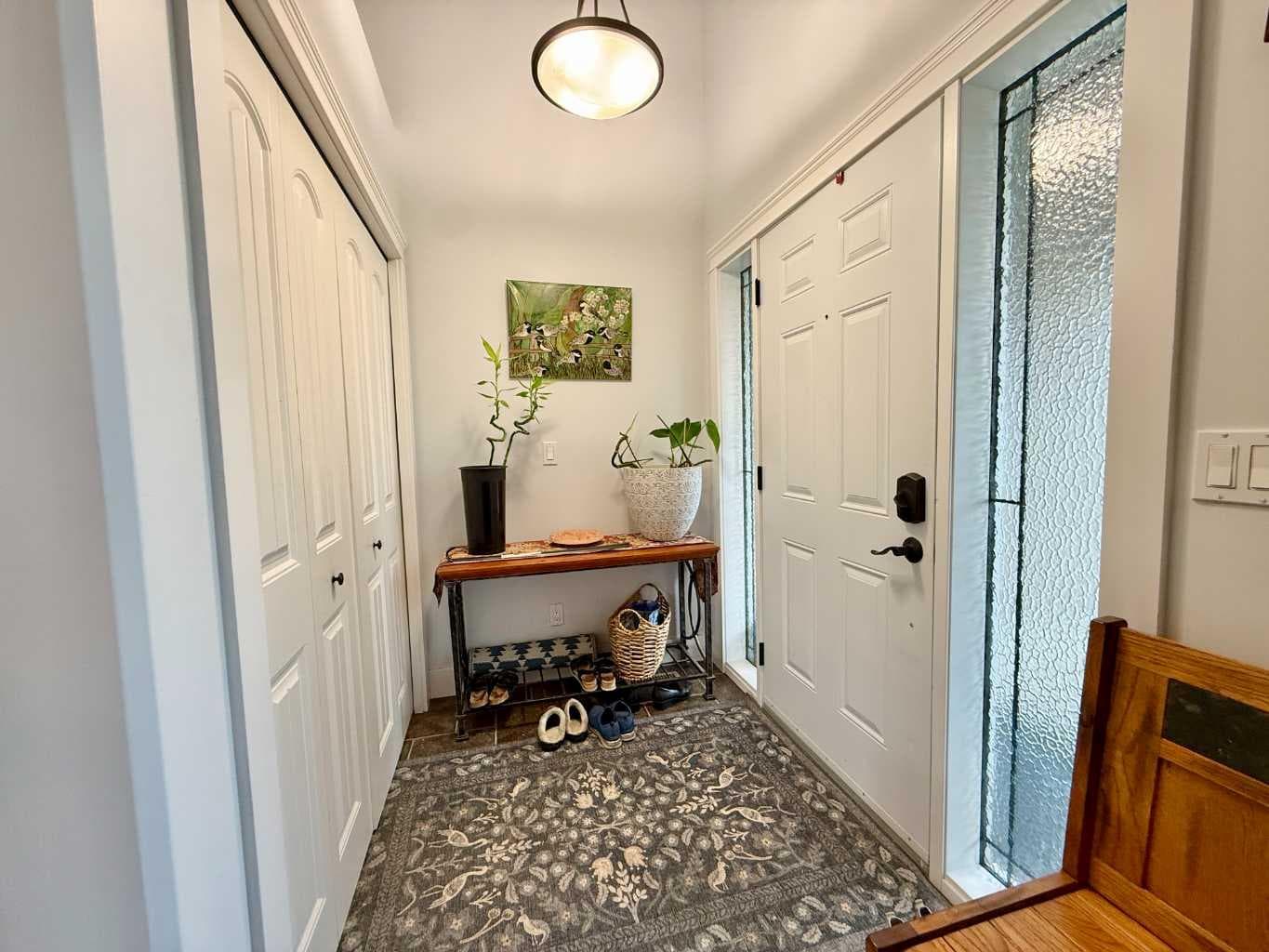 405 Lake Way — photo 3