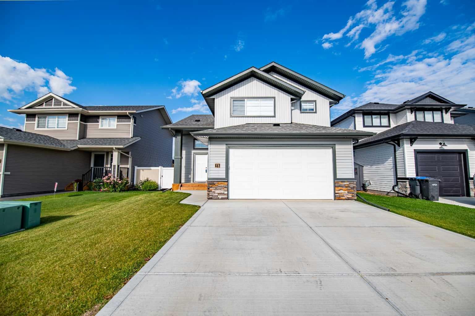 38 Bardwell Way — photo 2