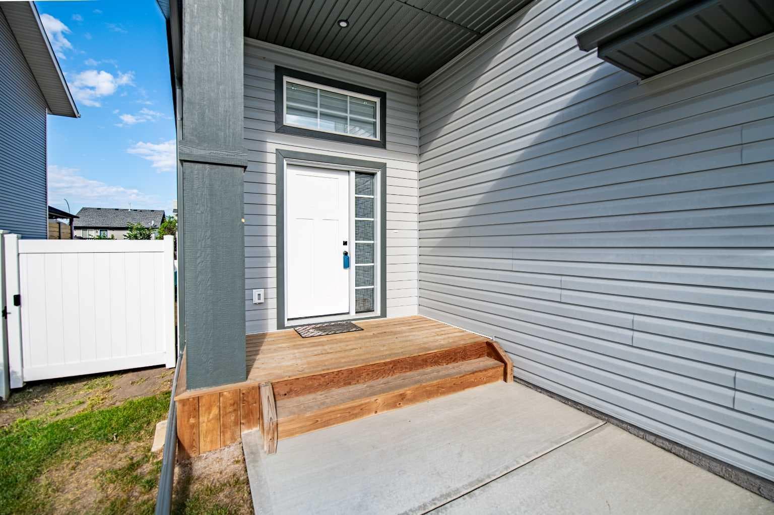 38 Bardwell Way — photo 3