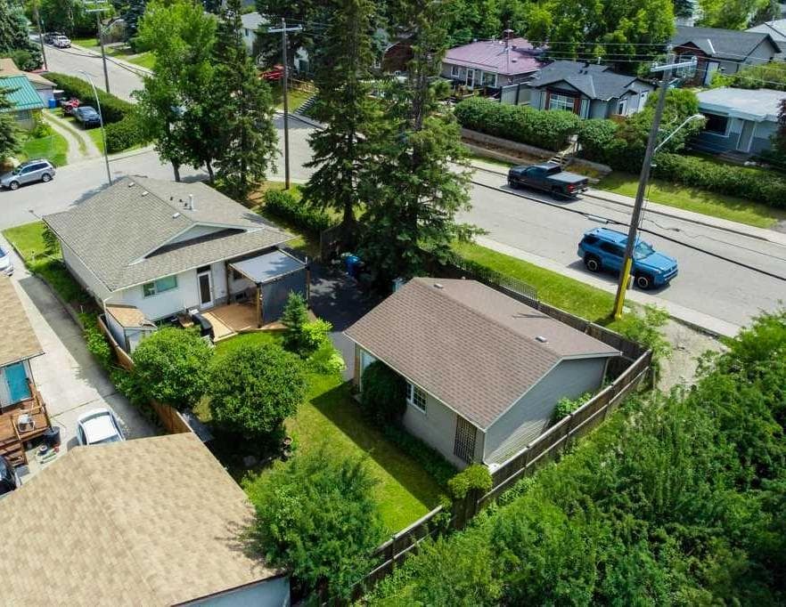 198 Bow Green Crescent NW — photo 3