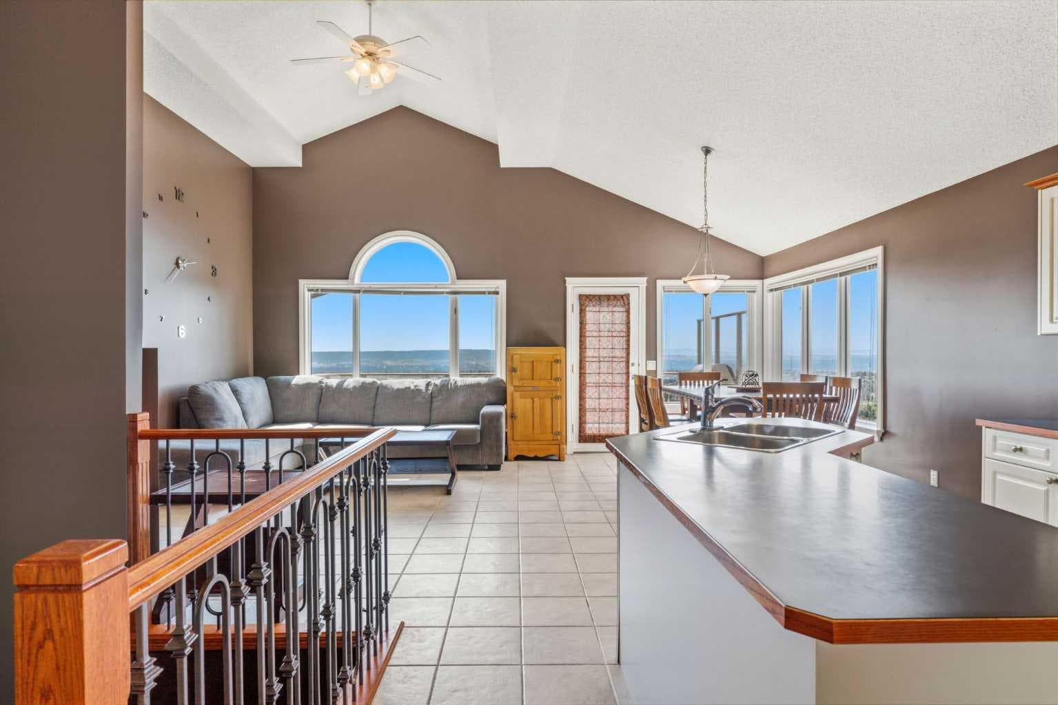 215 Rocky Ridge Drive NW — photo 5
