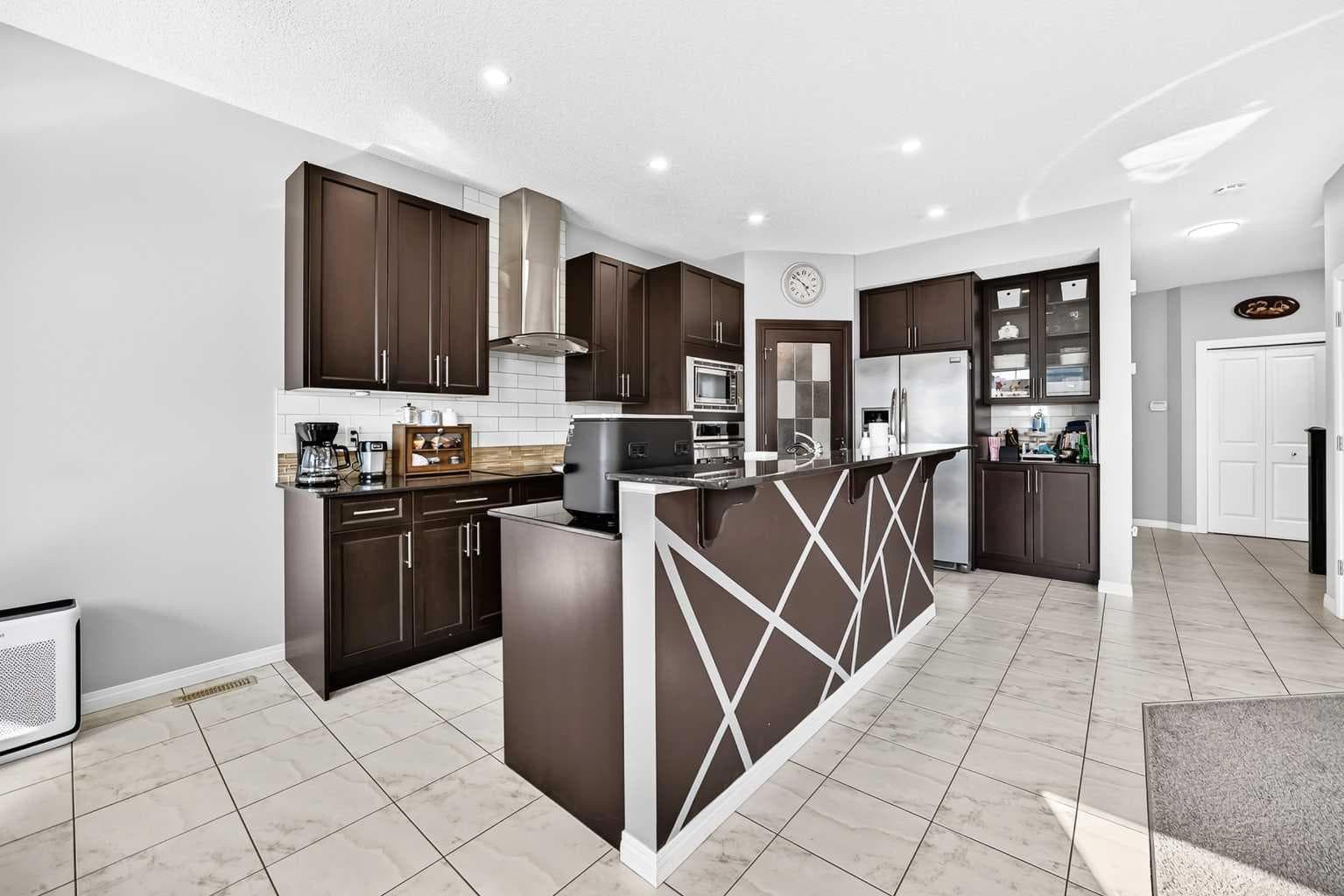 8 Skyview Point Terrace NE — photo 4
