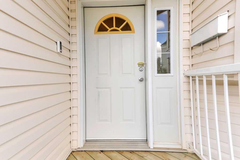 102 Drummond Avenue — photo 3