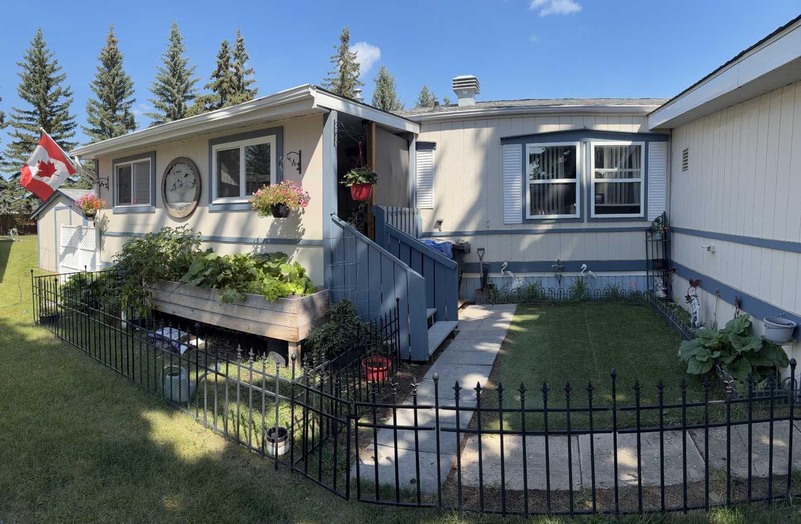 63 Parkside Drive — photo 3