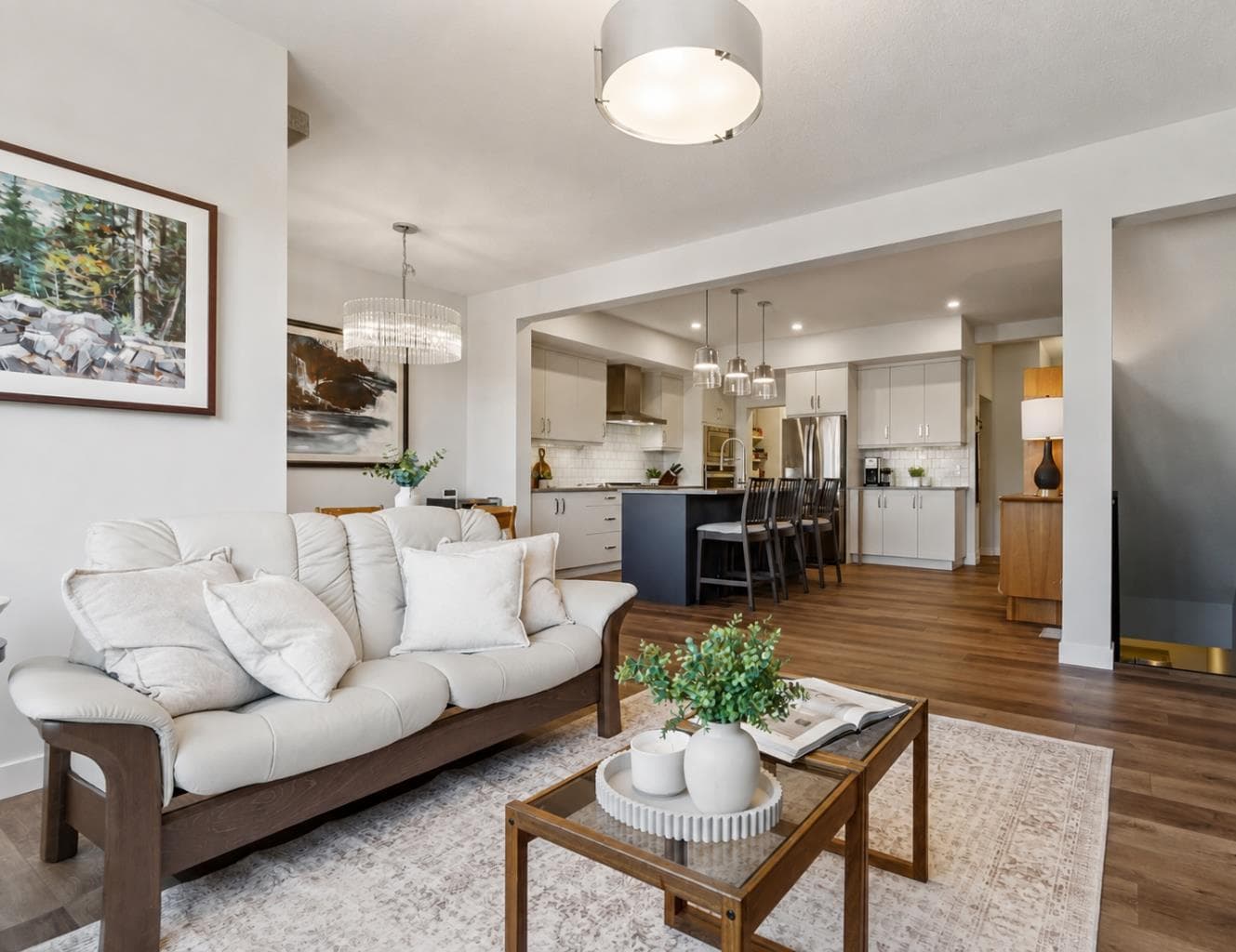 24 Willow Park Point — photo 1