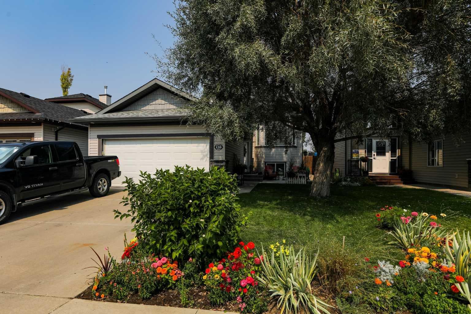 126 Dorothy Gentleman Cres N — photo 2