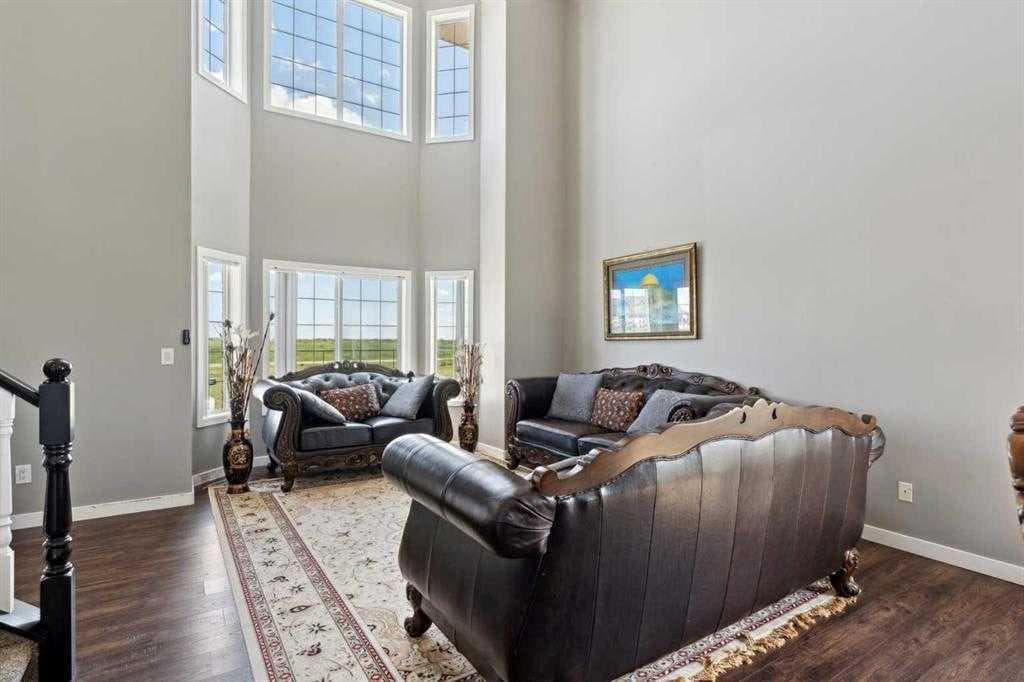 251203 Sunshine Road — photo 3