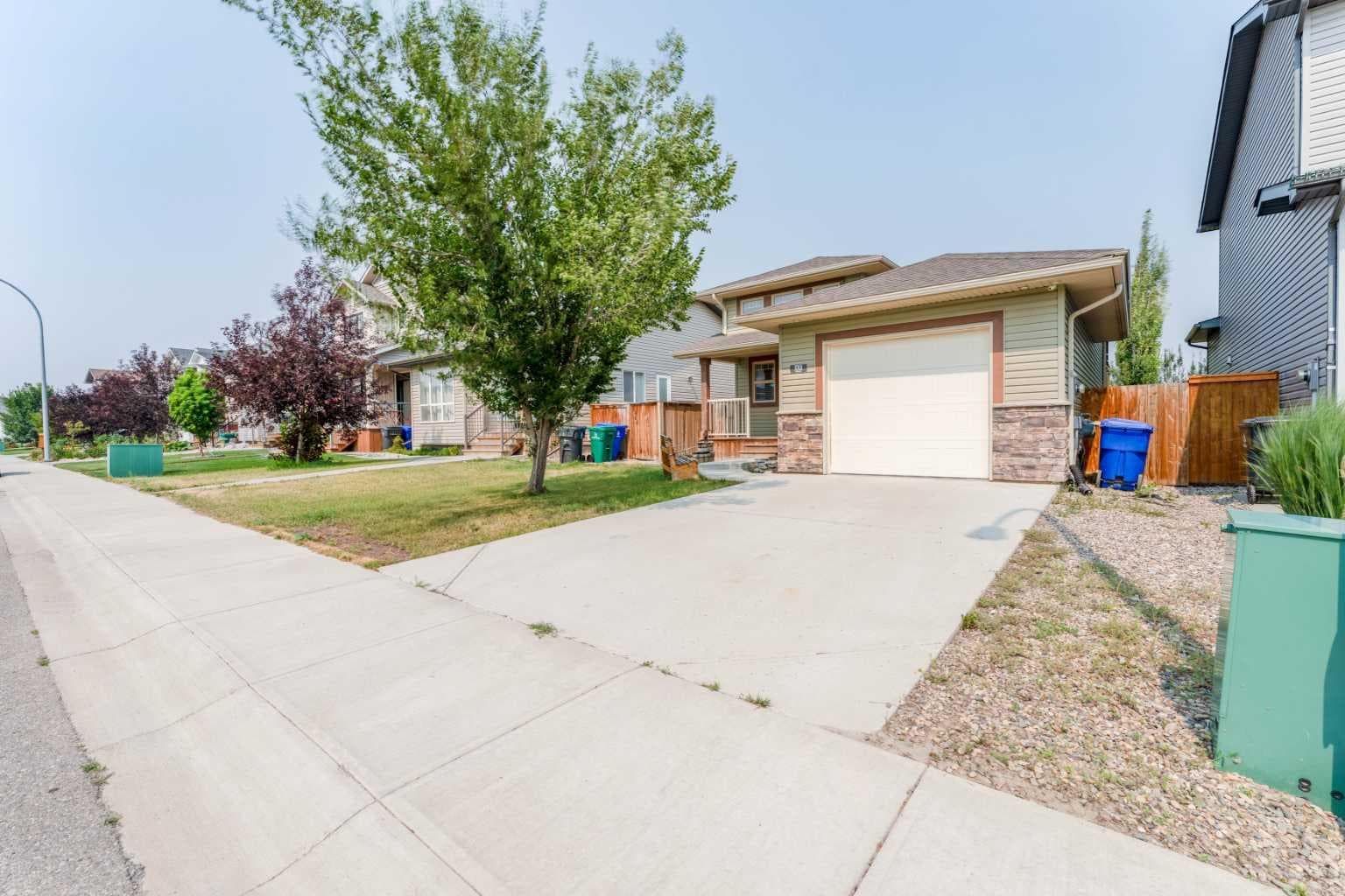 352 CROCUS Terrace W — photo 1