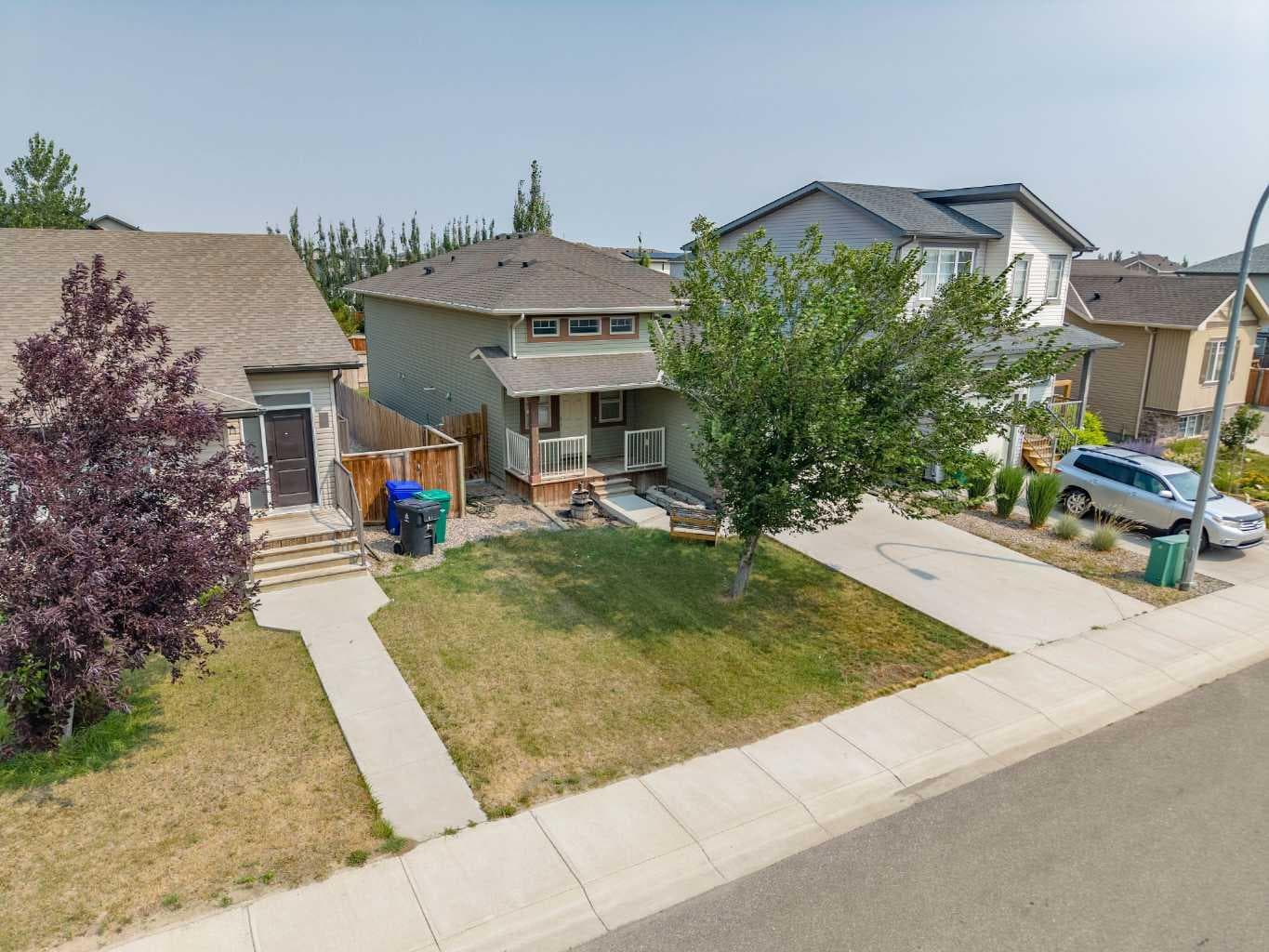 352 CROCUS Terrace W — photo 4