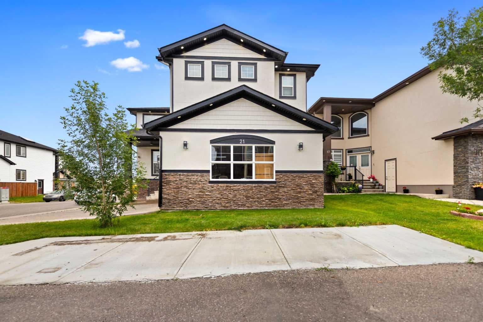 21 Saddlelake Lane NE — photo 4