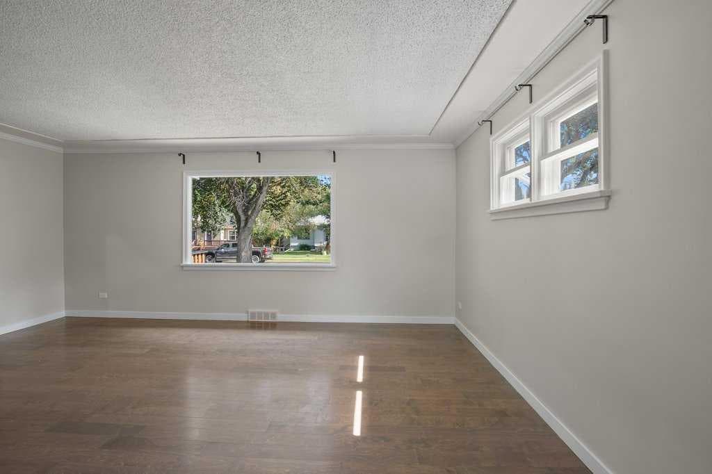 5330 42A Avenue — photo 4