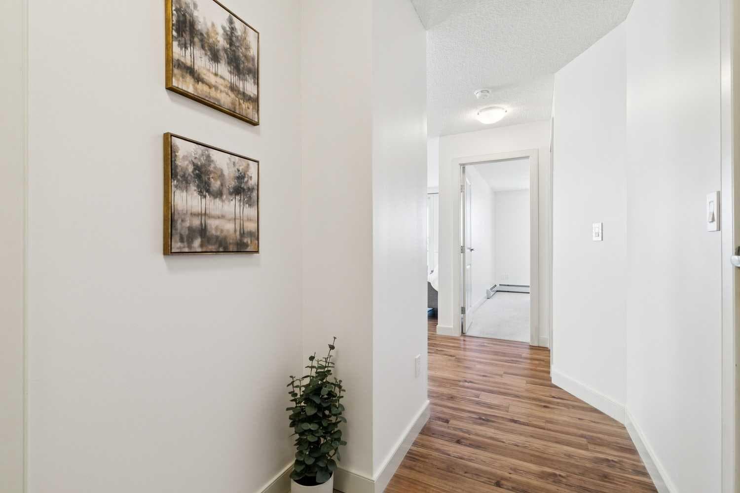 210, 108 Country Village Circle NE — photo 4