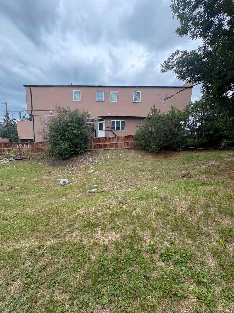 4511 Bowness Road NW — photo 3