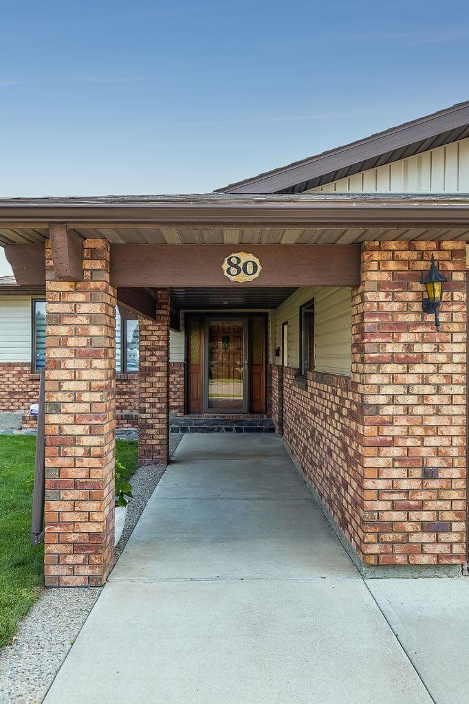80 Carry Crescent SE — photo 3