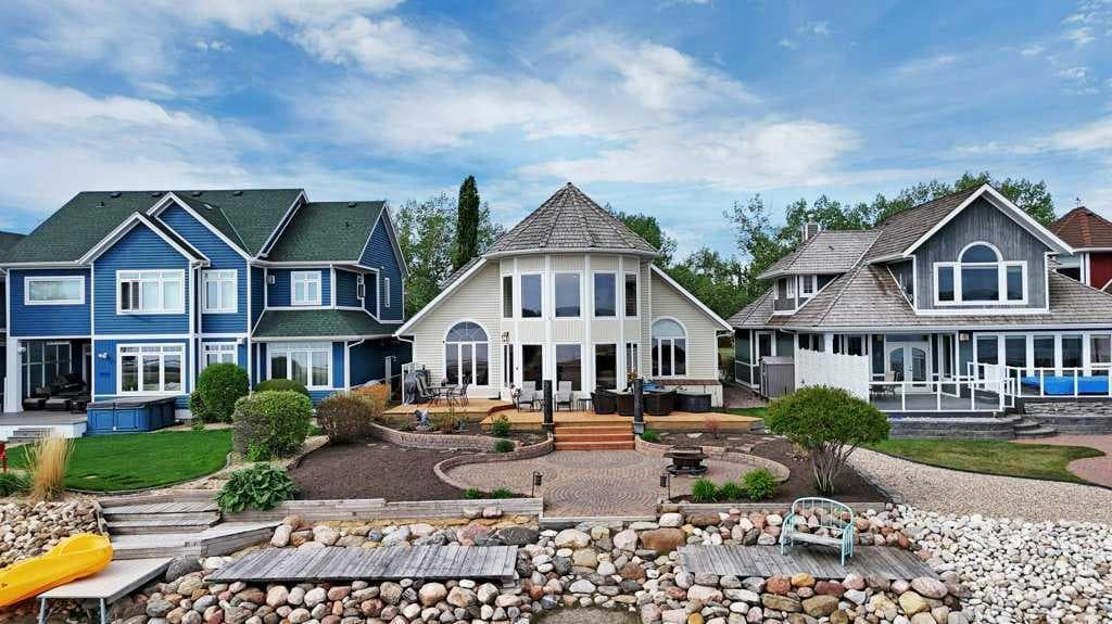 382 Marina Bay Place — photo 1
