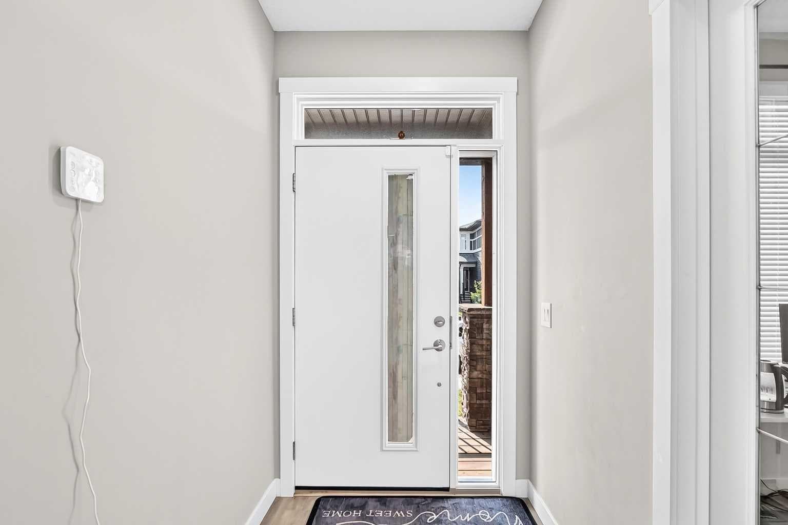 75 Howse Crescent NE — photo 3