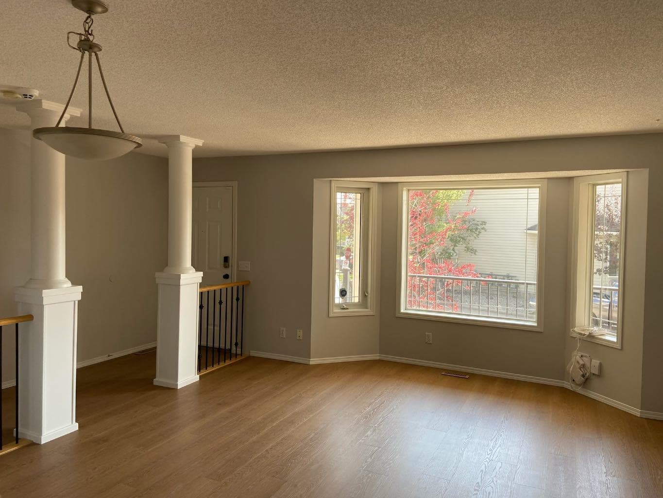 102, 950 Arbour Lake Road NW — photo 2