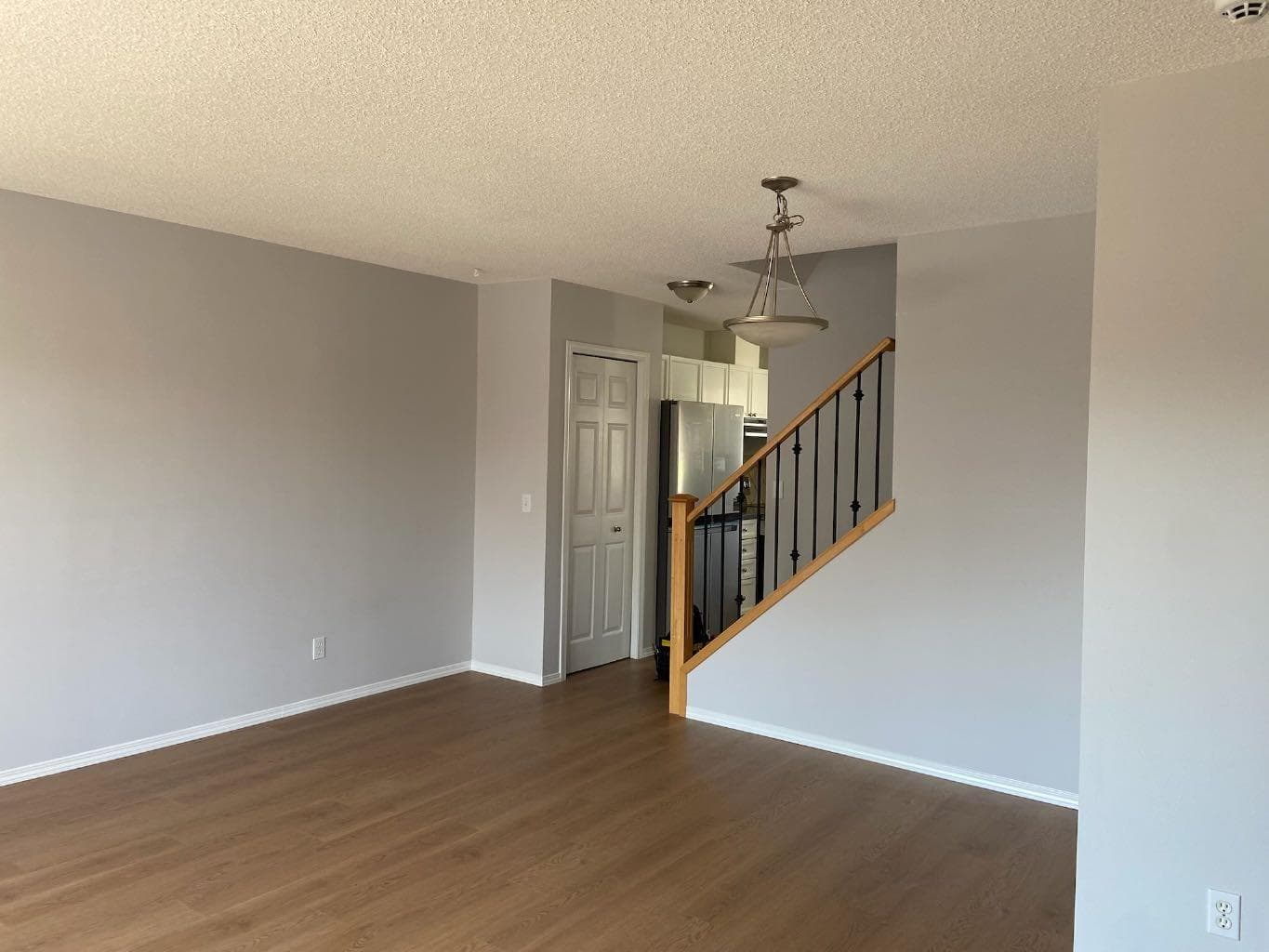 102, 950 Arbour Lake Road NW — photo 3