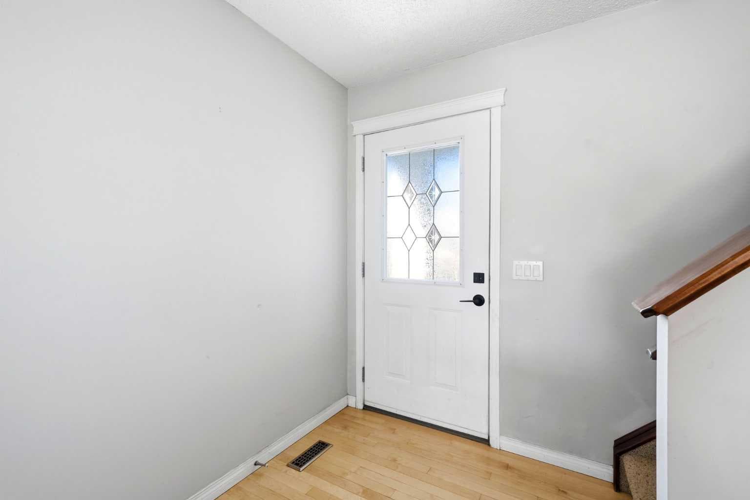 78 Cougar Plateau Way SW — photo 4